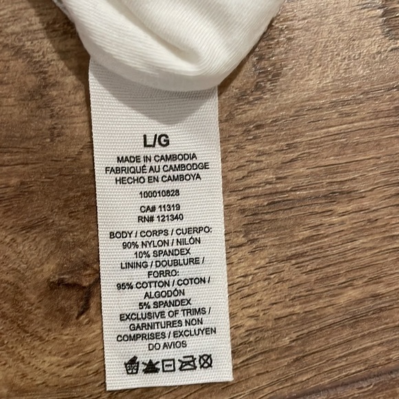 Lace Top from Garage - Picture 6 of 6